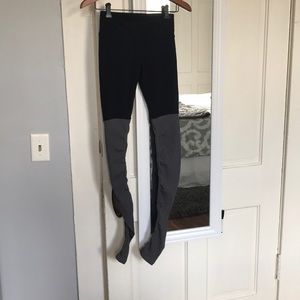 Alo yoga goddess legging